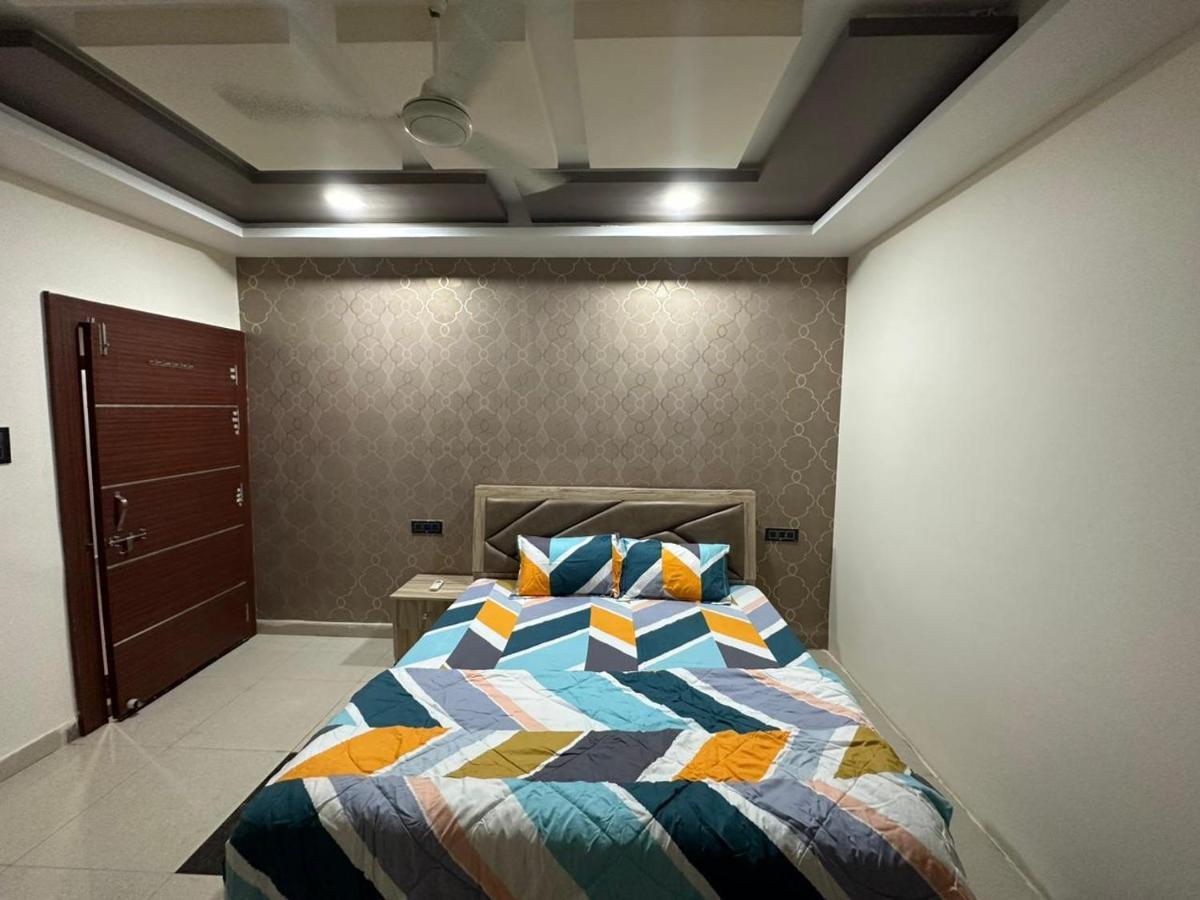 Sunrays - Unique 3Bhk In The Heart Of The City قاليور المظهر الخارجي الصورة